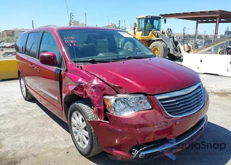 2016 Chrysler Town & Country Touring z USA, uszkodzony, nr VIN 2C4RC1BG0GR239501